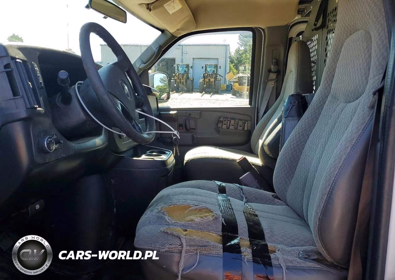 2009 Chevrolet Express G2500 VIN:1GCGG25C691138805 - 7