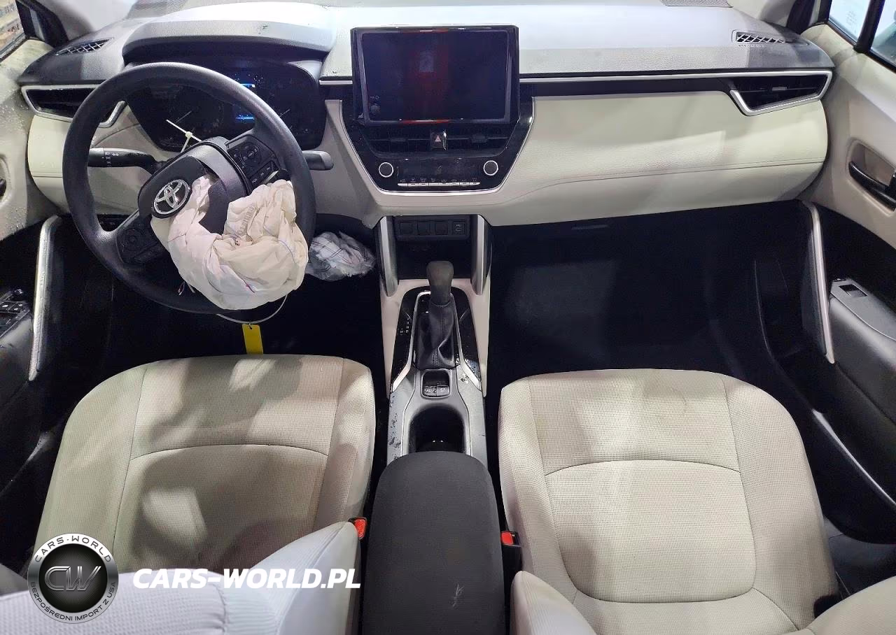 2023 Toyota Corolla Cross L VIN:7MUAAAAG6PV048571 - 8