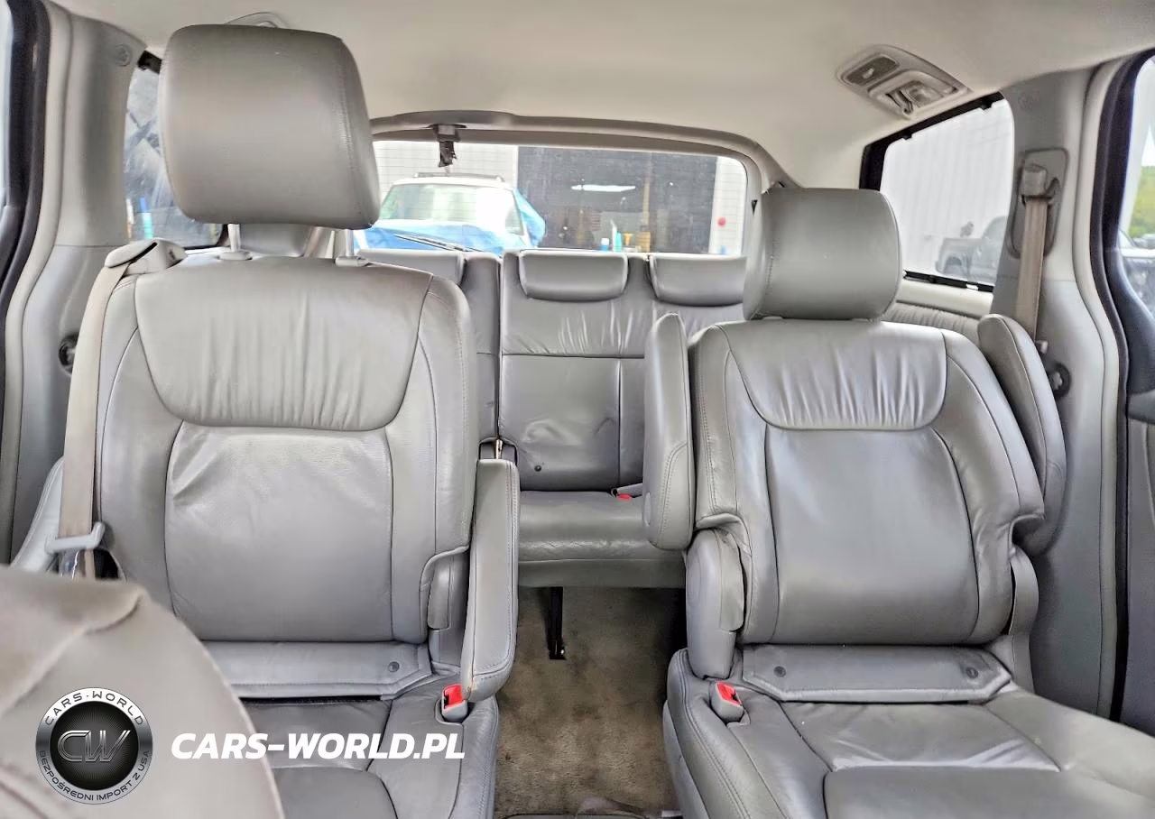 2010 Toyota Sienna Xle VIN:5TDYK4CC3AS314704 - 10