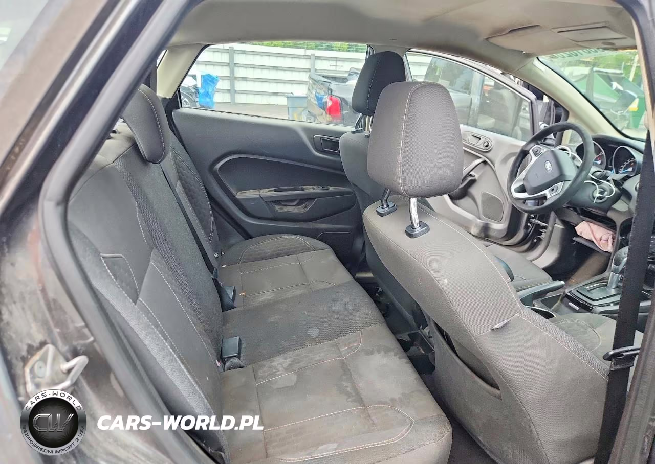 2019 Ford Fiesta Se VIN:3FADP4BJ2KM136713 - 10