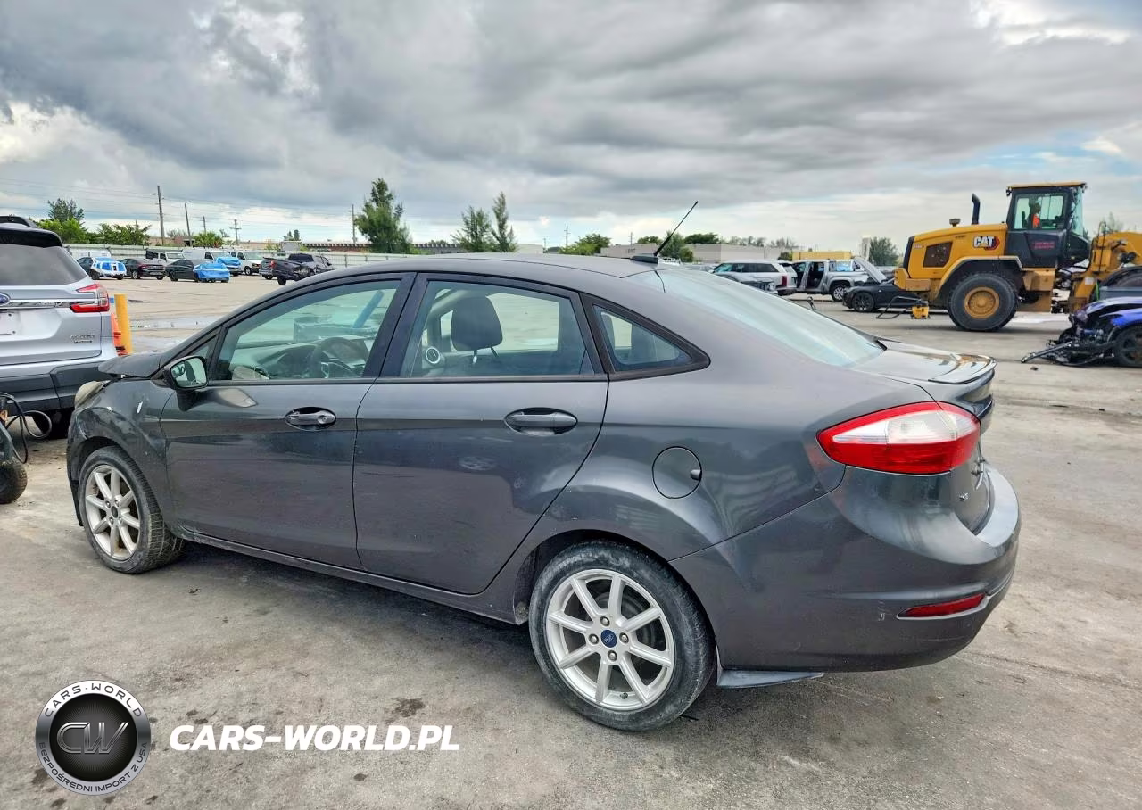 2019 Ford Fiesta Se VIN:3FADP4BJ2KM136713 - 2
