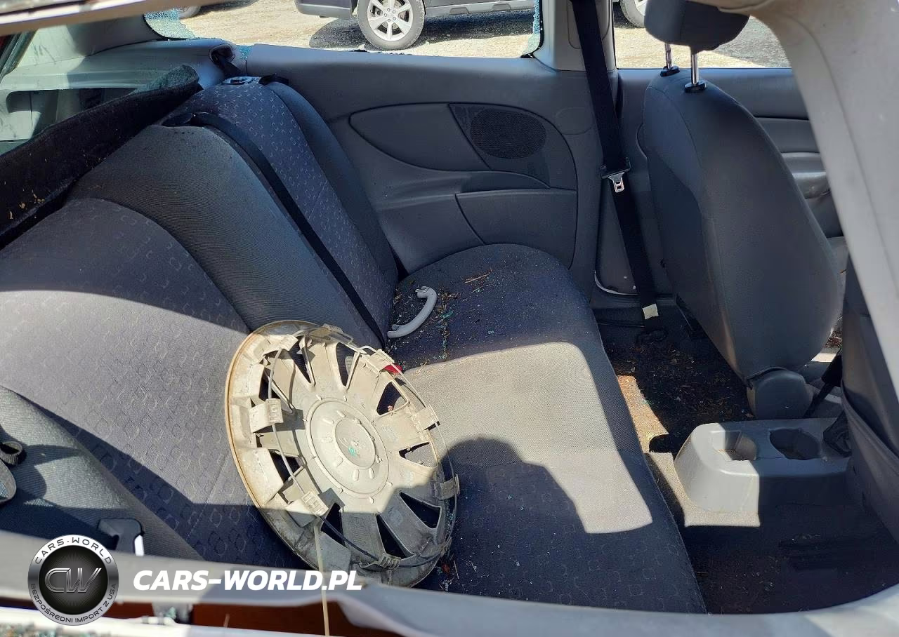 2004 Ford Focus Zx3 VIN:3FAFP31354R126253 - 10