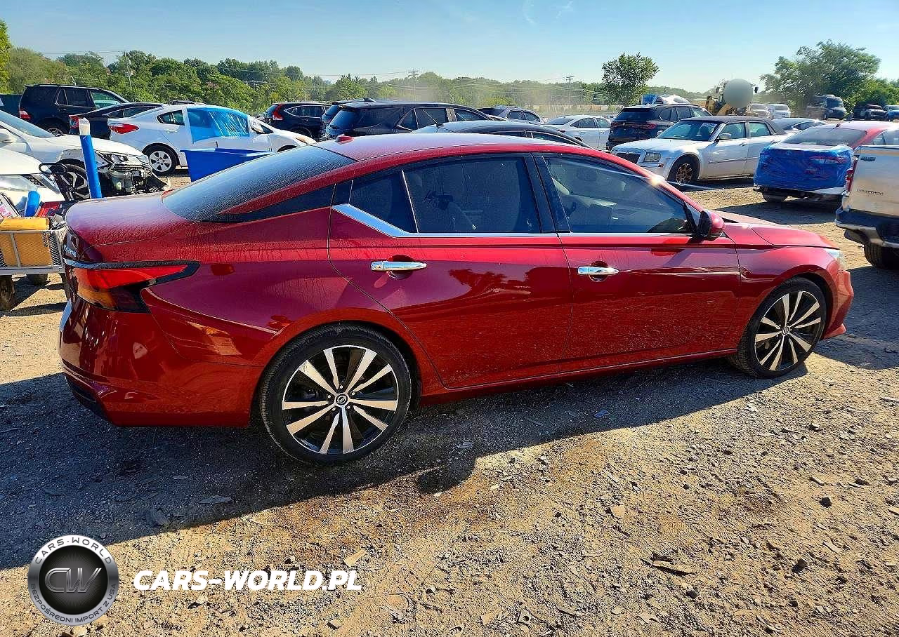 2019 Nissan Altima Platinum VIN:1N4BL4FV5KC115453 - 3