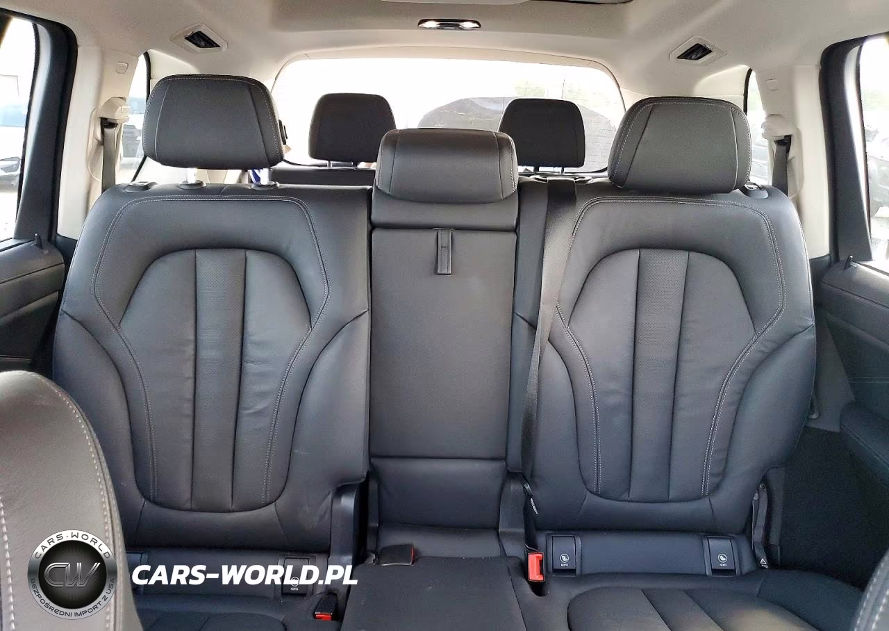 2020 BMW X7 xDrive40I VIN:5UXCW2C00L9B05576 - 10