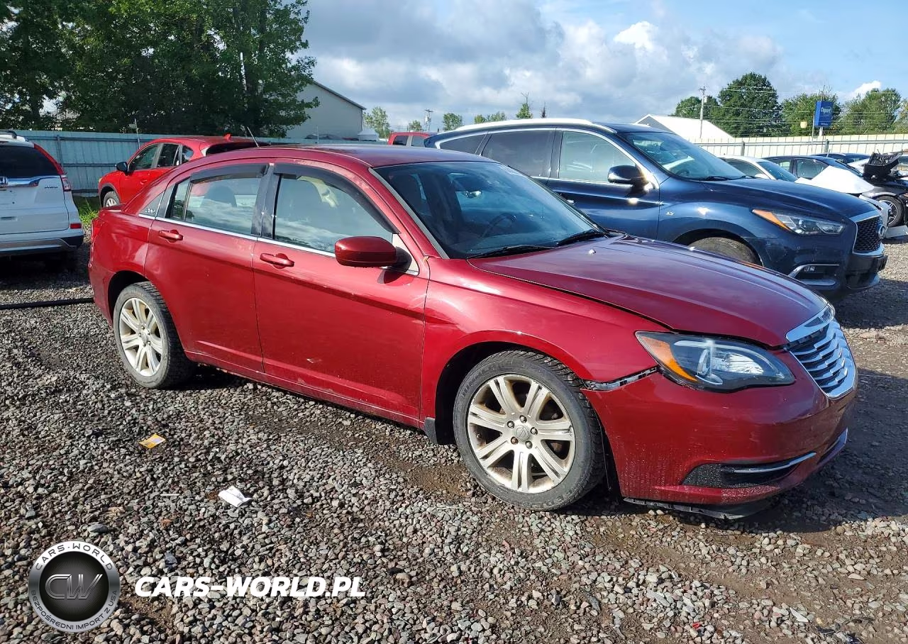 2012 Chrysler 200 Touring VIN:1C3CCBBB9CN211286 - 4