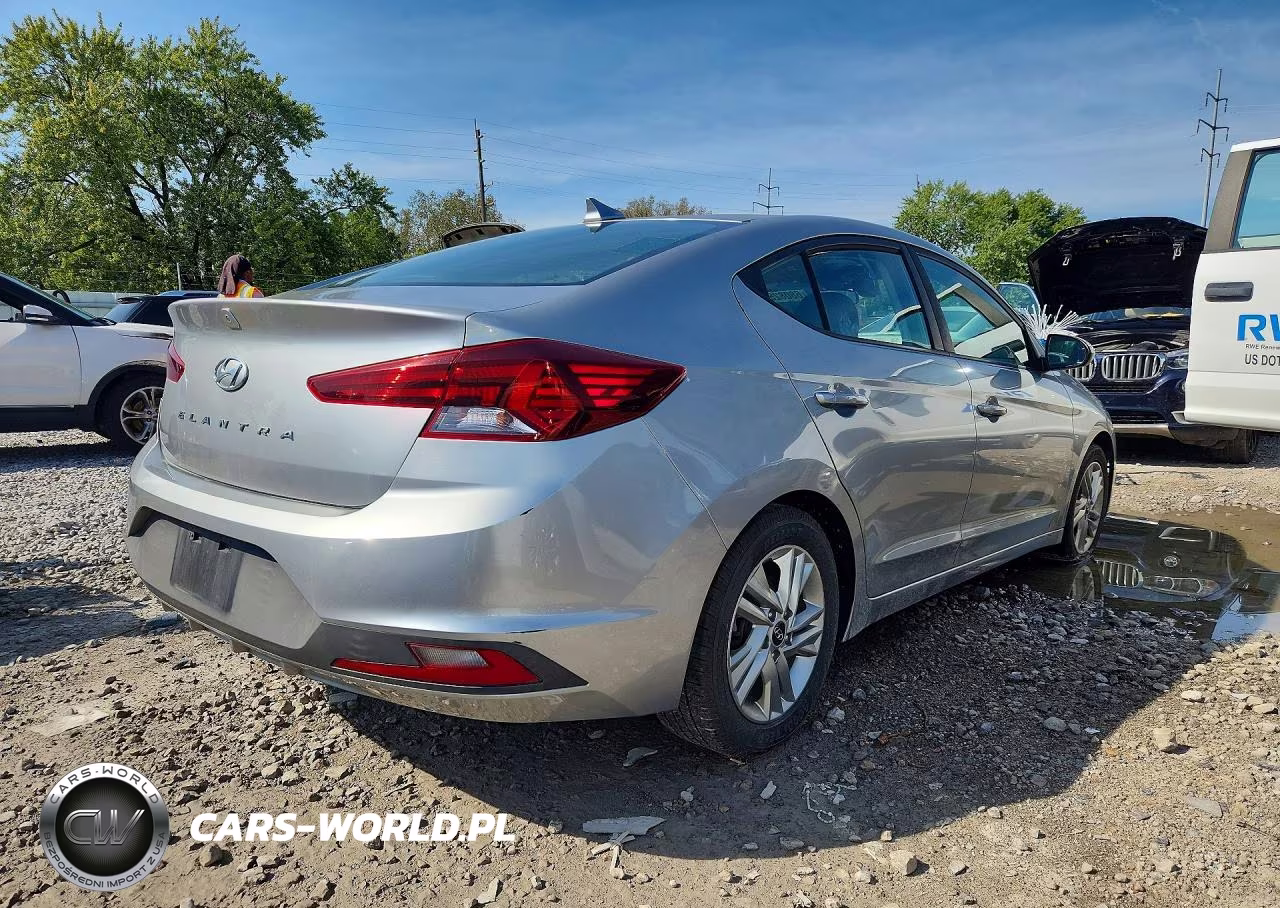2020 Hyundai Elantra Sel VIN:5NPD84LF1LH548517 - 3