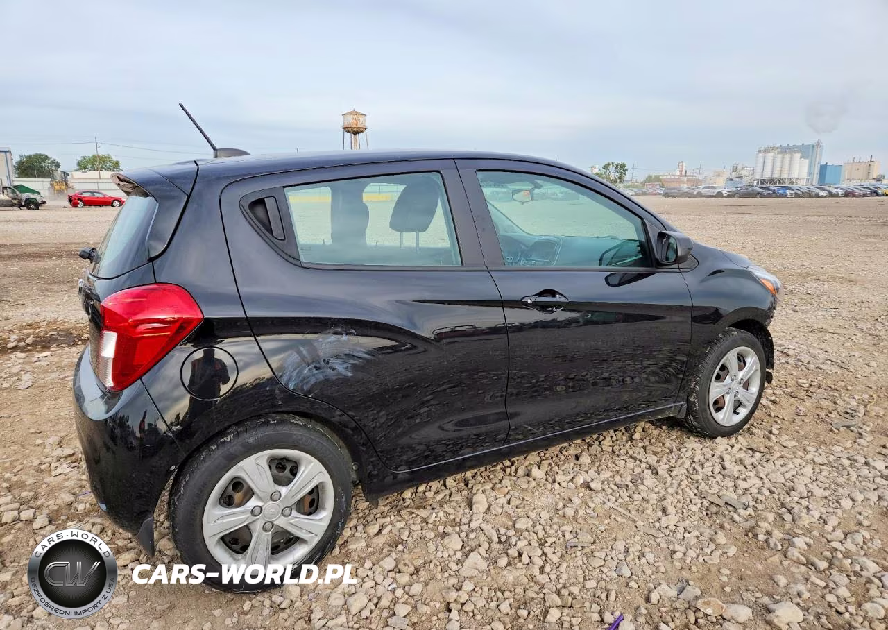 2019 Chevrolet Spark Ls VIN:KL8CB6SA9KC816831 - 3