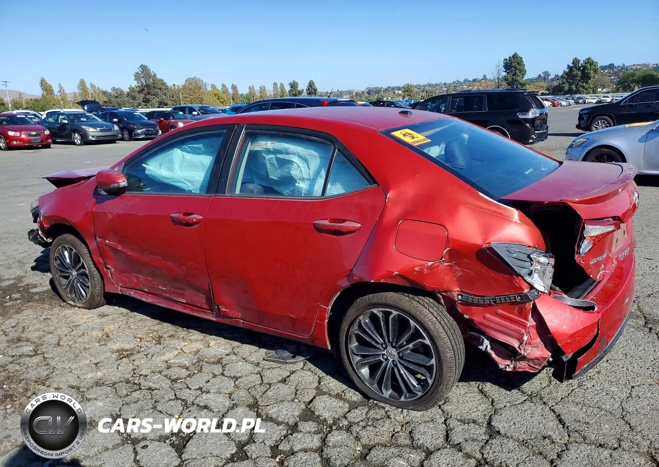 2015 Toyota Corolla S Plus VIN:5YFBURHE9FP252118 - 2