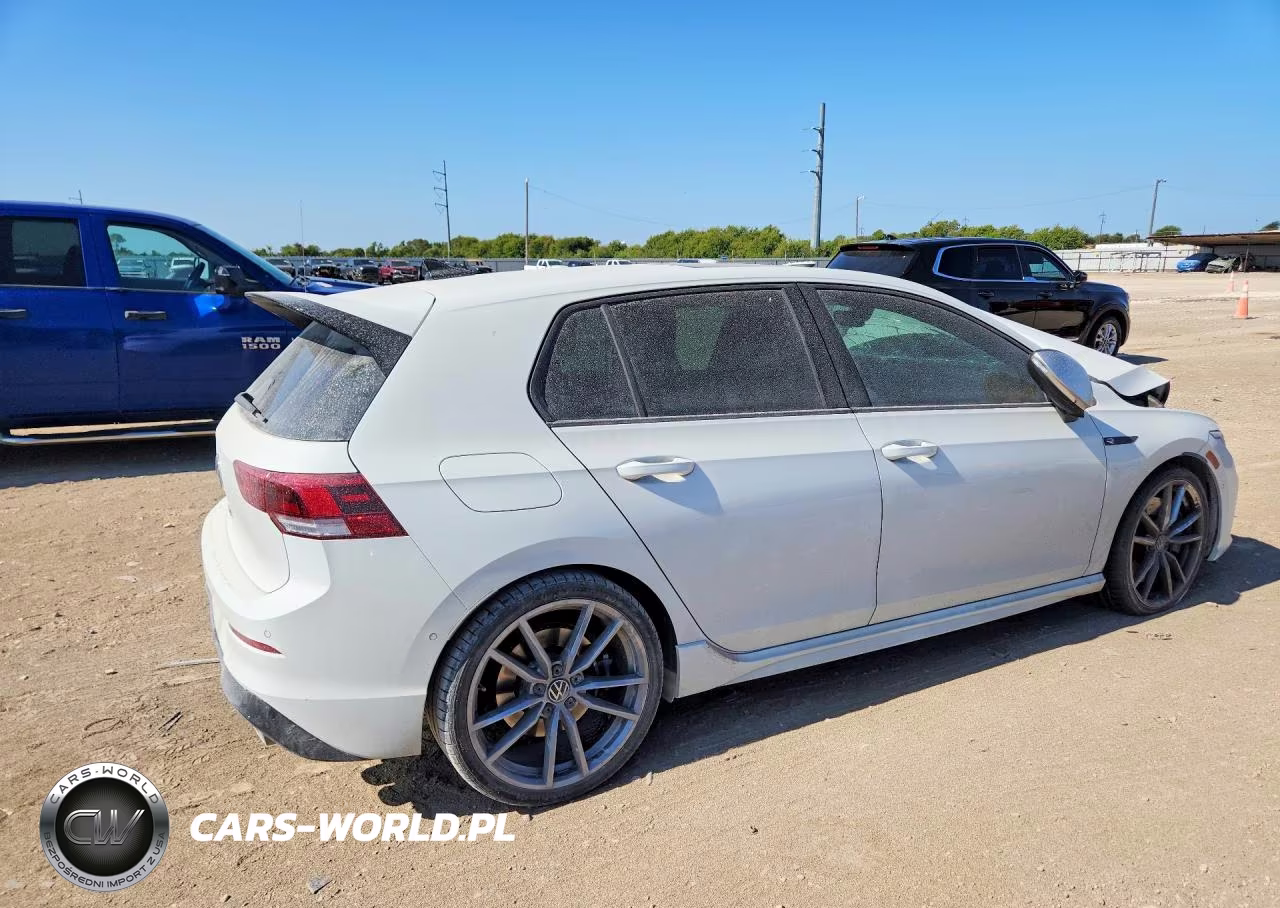 2024 Volkswagen Golf R VIN:WVWEB7CDXRW224894 - 3