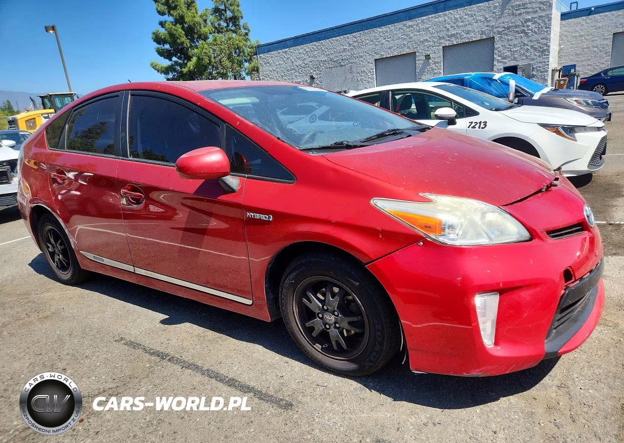 2014 Toyota Prius Three VIN:JTDKN3DUXE1768336 - 4