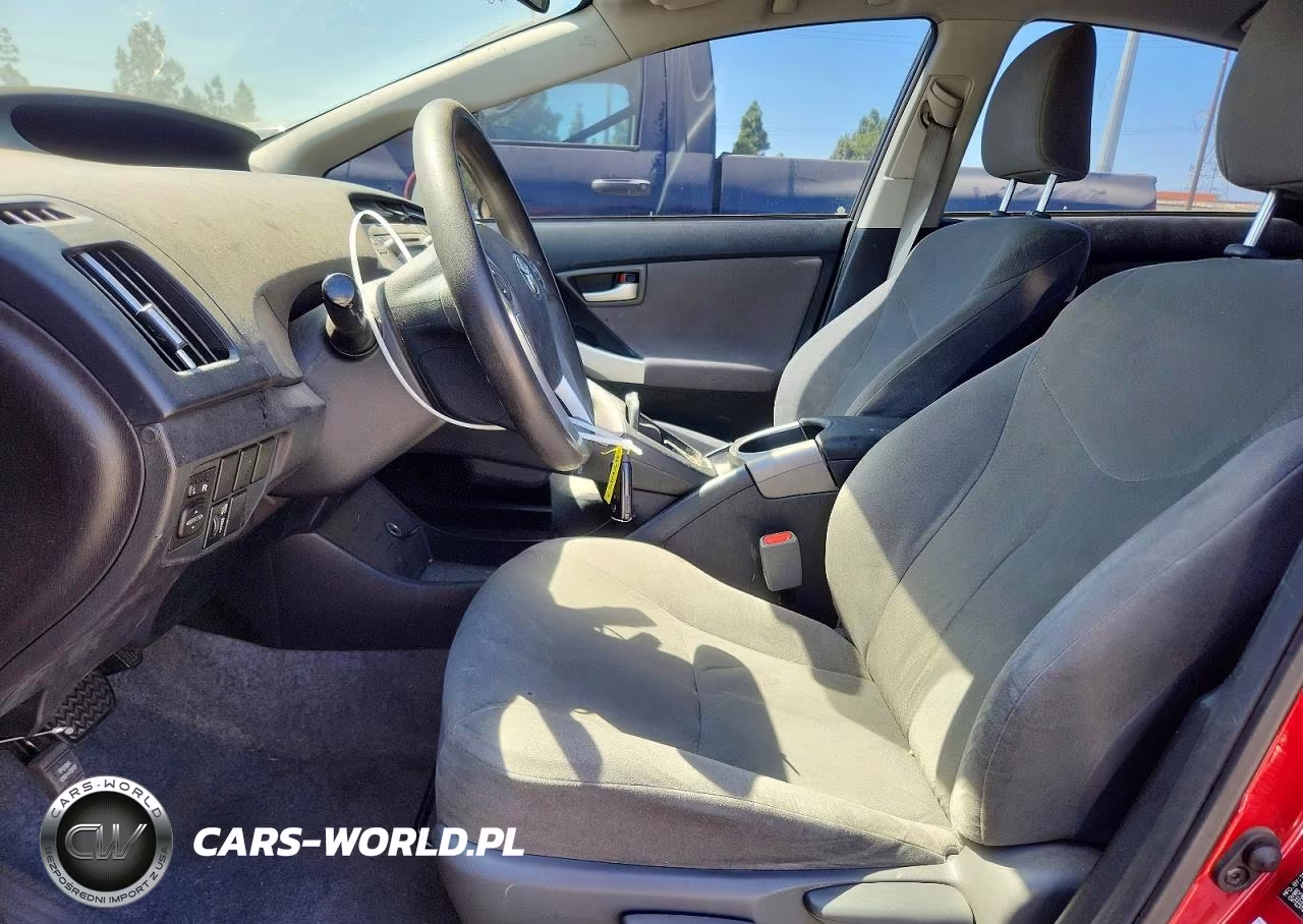 2014 Toyota Prius Three VIN:JTDKN3DUXE1768336 - 7