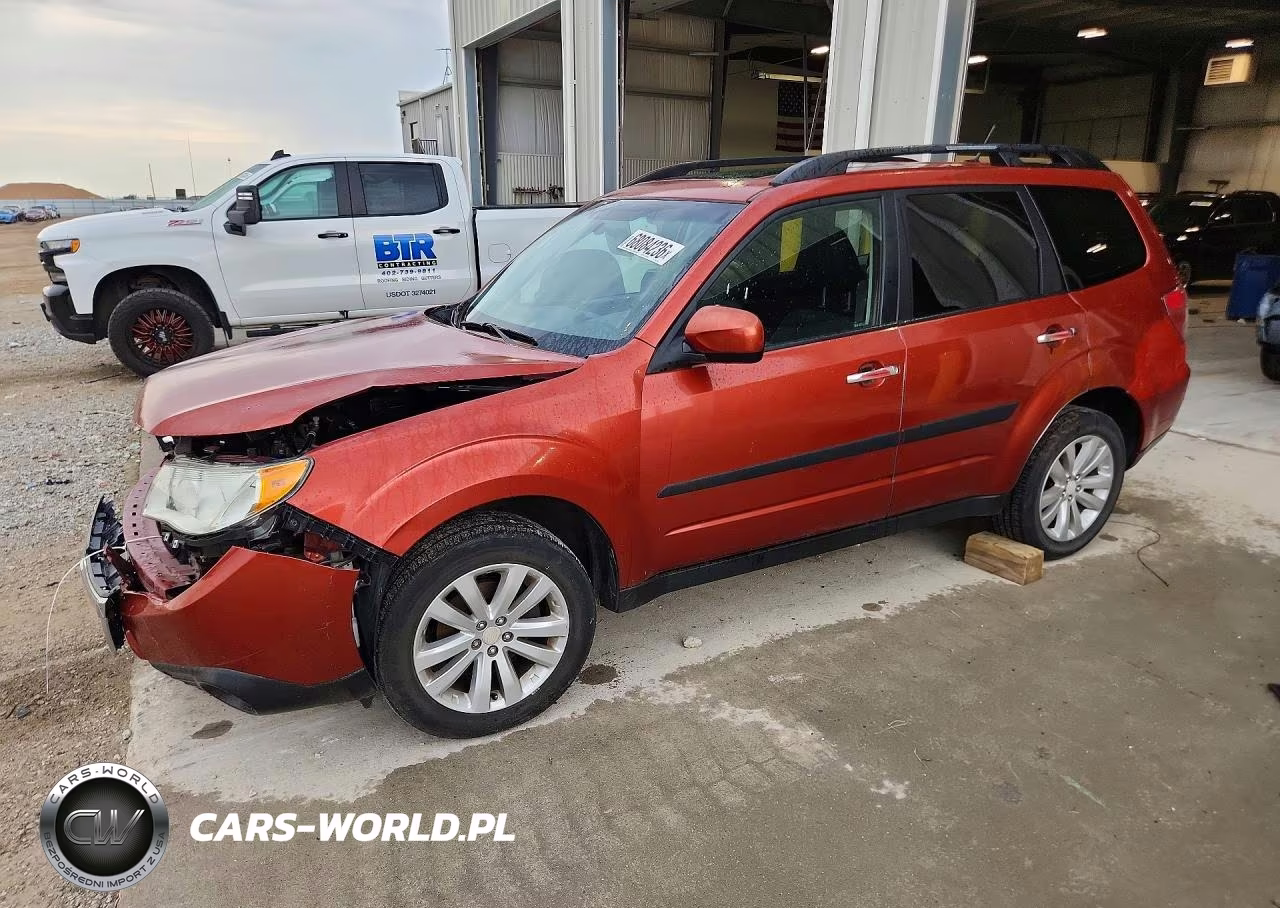 2011 Subaru Forester 2.5X Premium VIN:JF2SHBDC0BH731664 - 1
