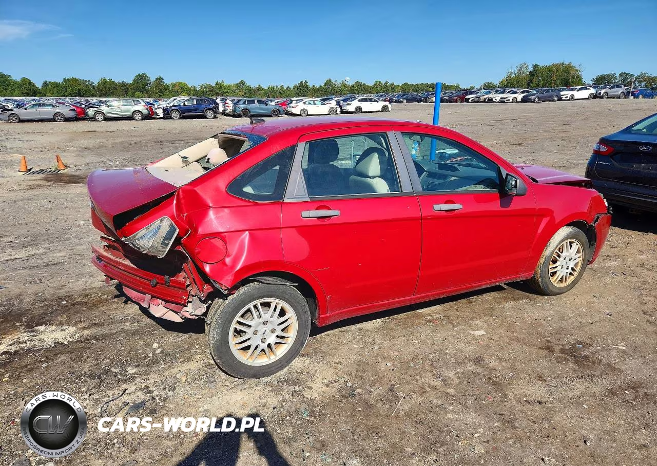 2010 Ford Focus Se VIN:1FAHP3FN2AW250802 - 3