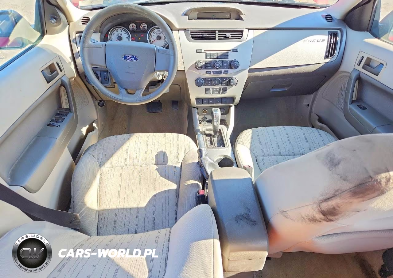 2010 Ford Focus Se VIN:1FAHP3FN2AW250802 - 8