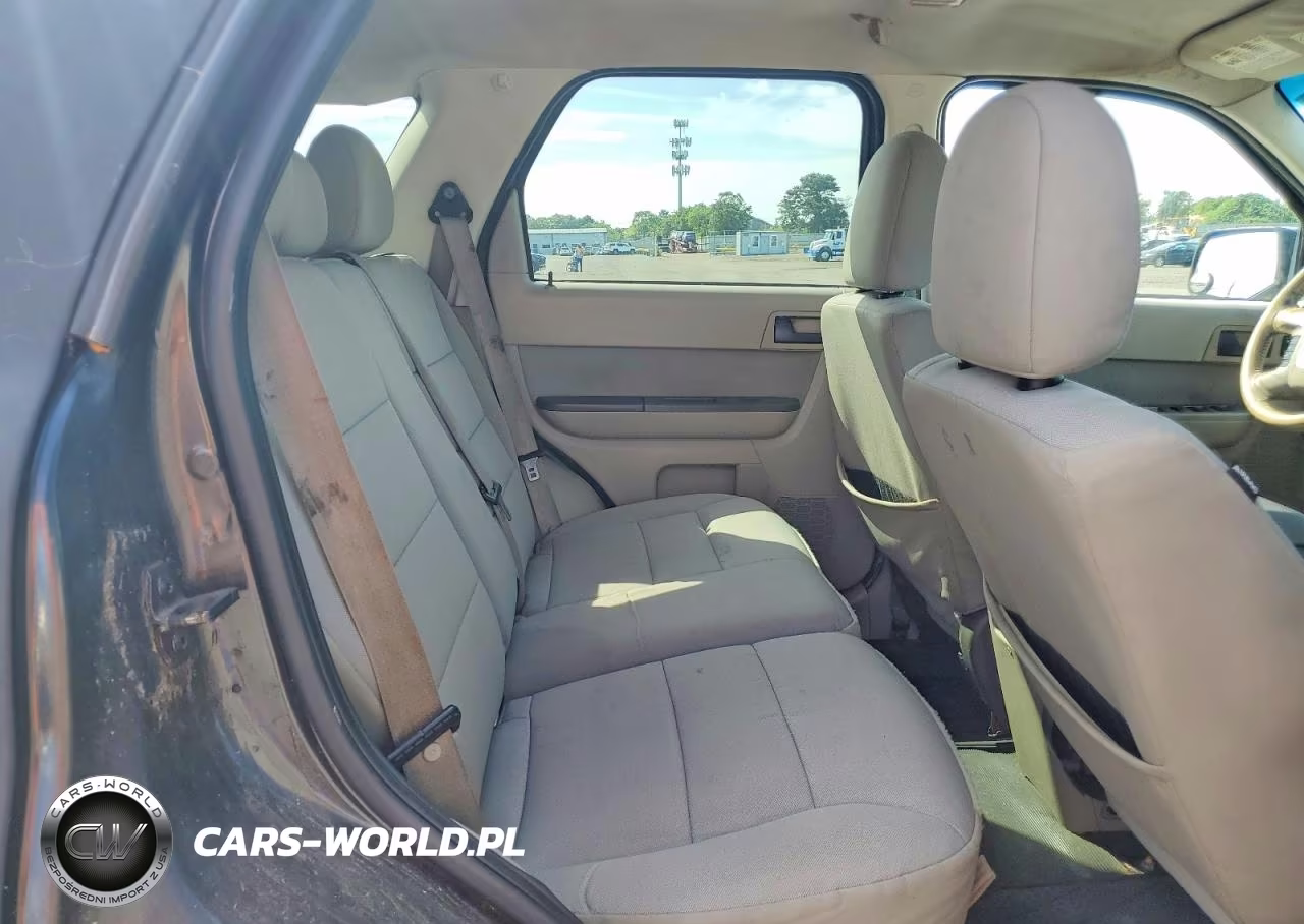 2011 Ford Escape Hybrid VIN:1FMCU4K35BKB15583 - 11