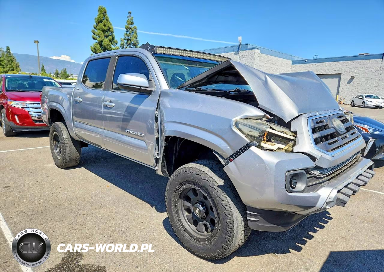 2019 Toyota Tacoma Sr5 VIN:5TFAX5GN6KX163745 - 4