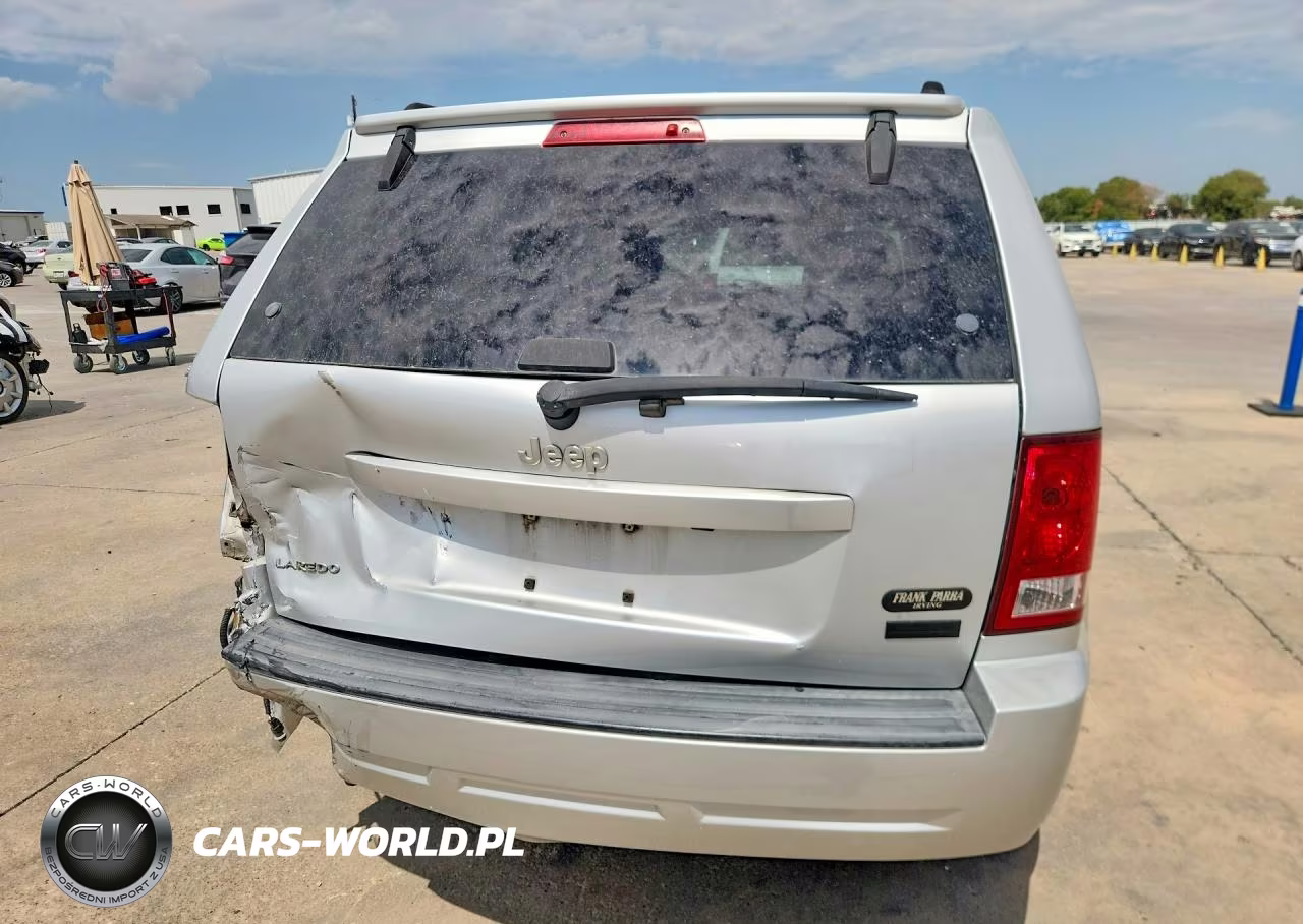 2007 Jeep Grand Cherokee Laredo VIN:1J8HS48PX7C549924 - 6