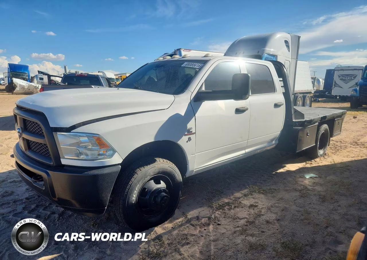 2018 Ram 3500 VIN:3C7WRTCL8JG325325 - 1