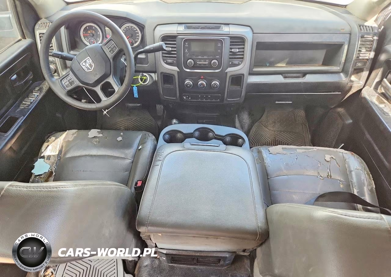 2018 Ram 3500 VIN:3C7WRTCL8JG325325 - 8