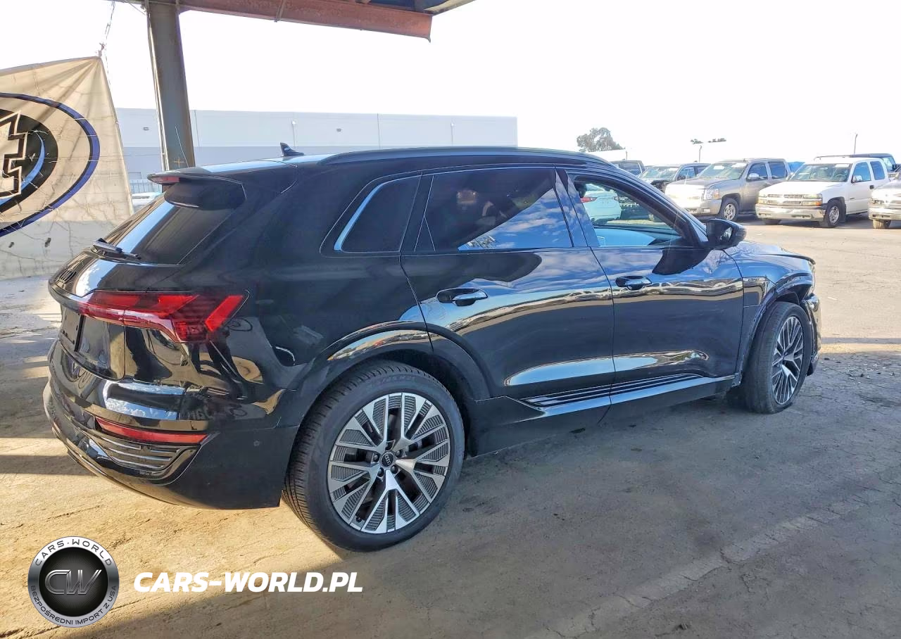 2024 Audi Q8 E-Tron Prestige VIN:WA16AAGE1RB062551 - 3