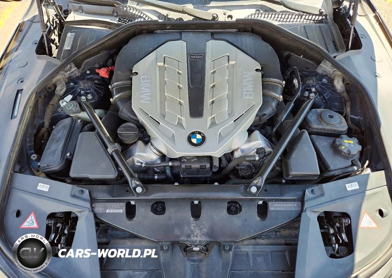 2011 BMW Alpina B7 VIN:WBAKA8C53BCY36346 - 11