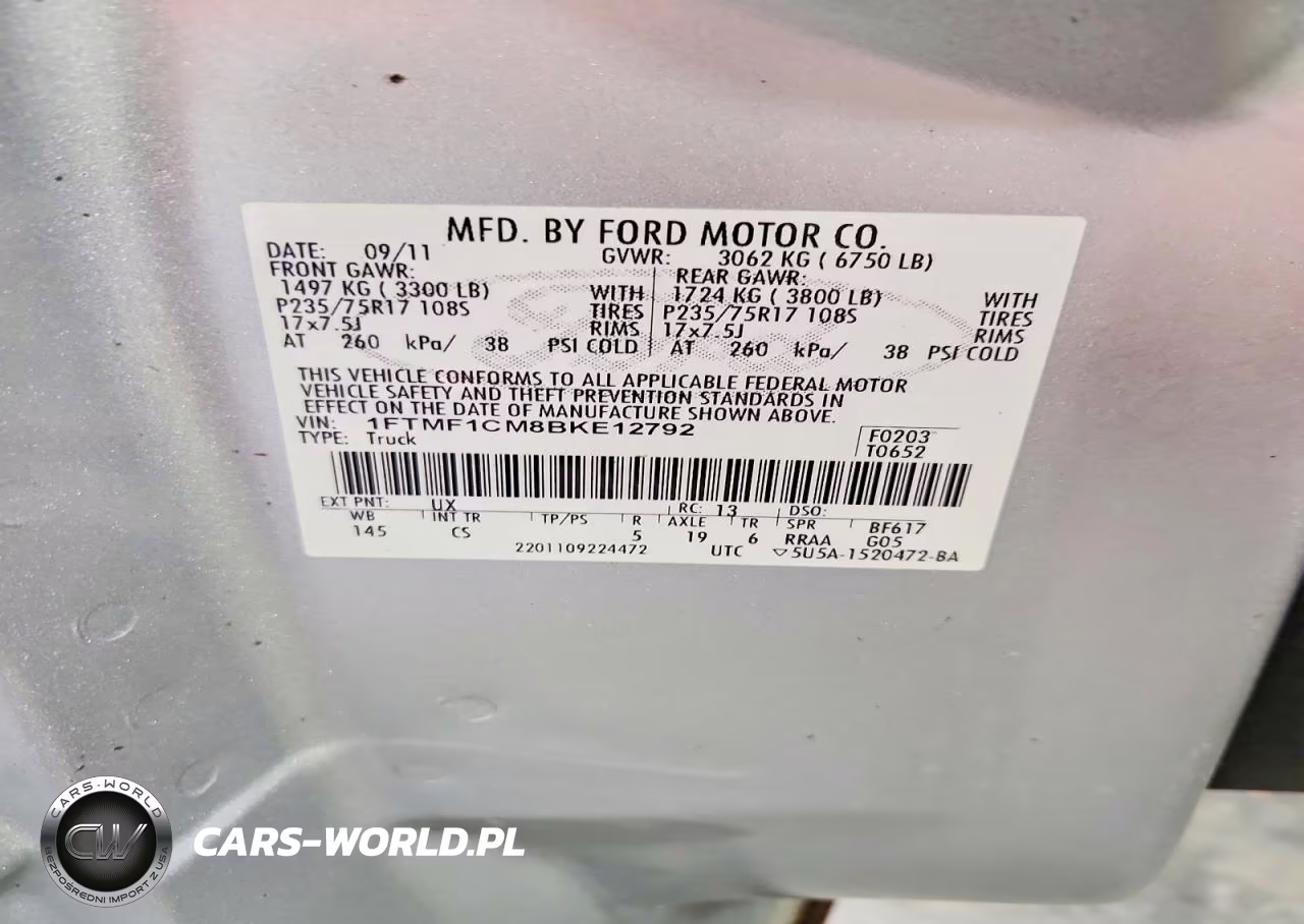 2011 Ford F150 VIN:1FTMF1CM8BKE12792 - 12