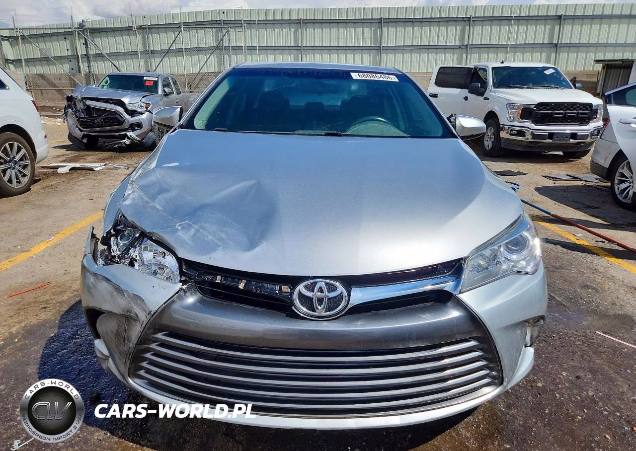 2017 Toyota Camry Le VIN:4T1BF1FKXHU444864 - 5