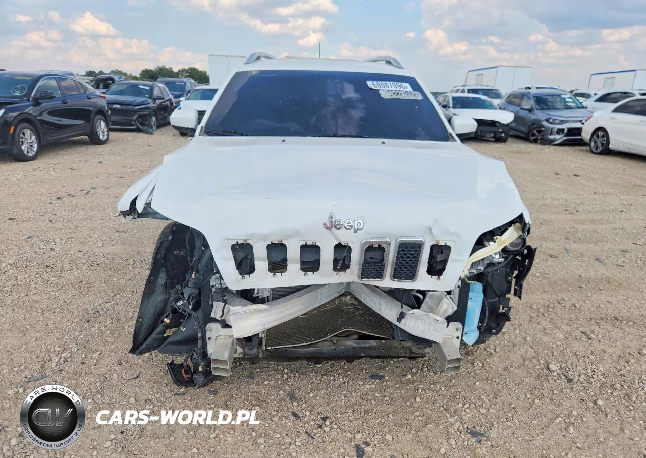 2019 Jeep Cherokee Latitude VIN:1C4PJLCB0KD459633 - 5