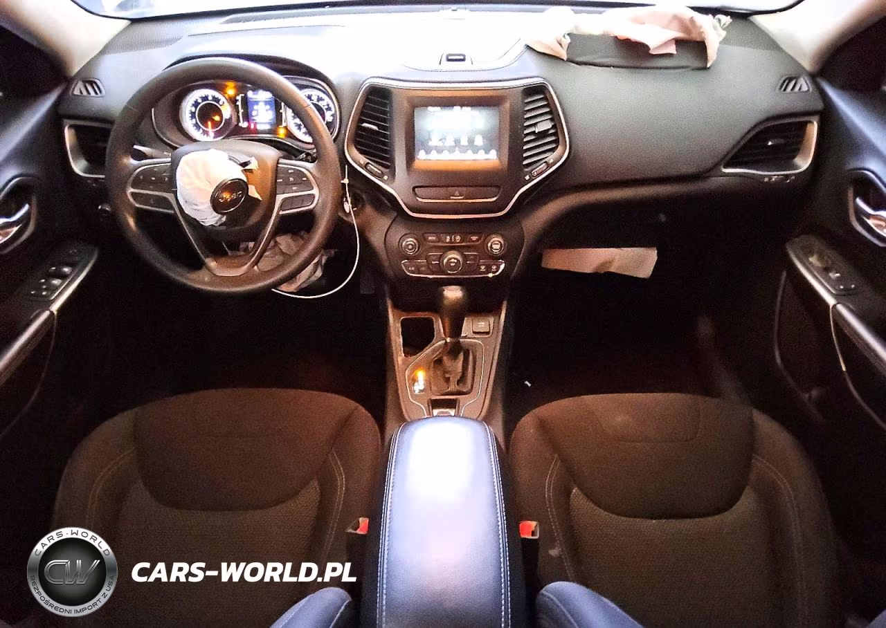 2019 Jeep Cherokee Latitude VIN:1C4PJLCB0KD459633 - 8