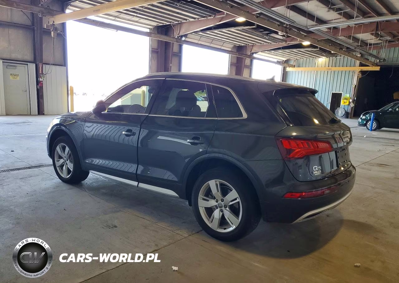 2018 Audi Q5 Premium Plus VIN:WA1BNAFY4J2134099 - 2