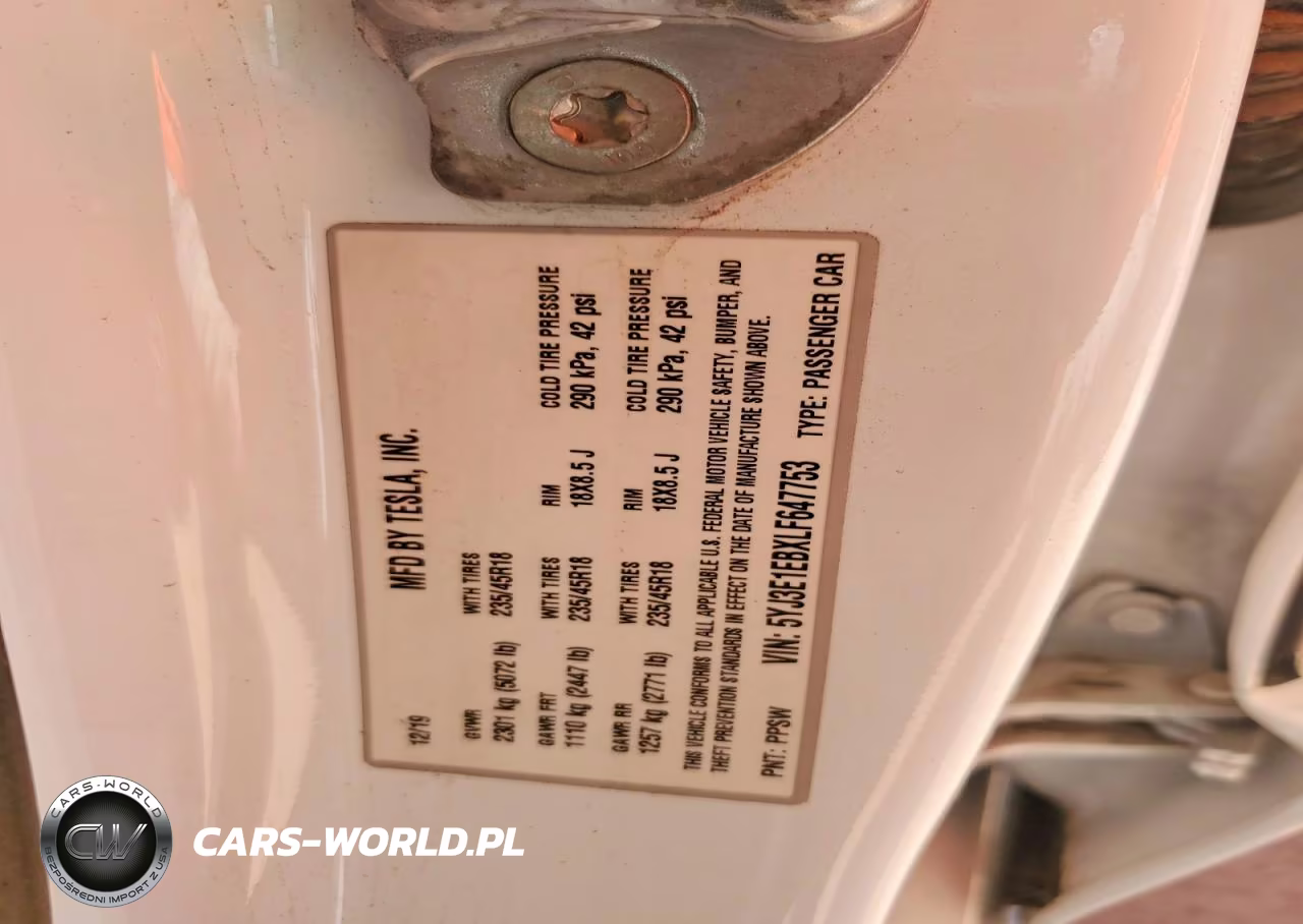 2020 Tesla Model 3 VIN:5YJ3E1EBXLF647753 - 12