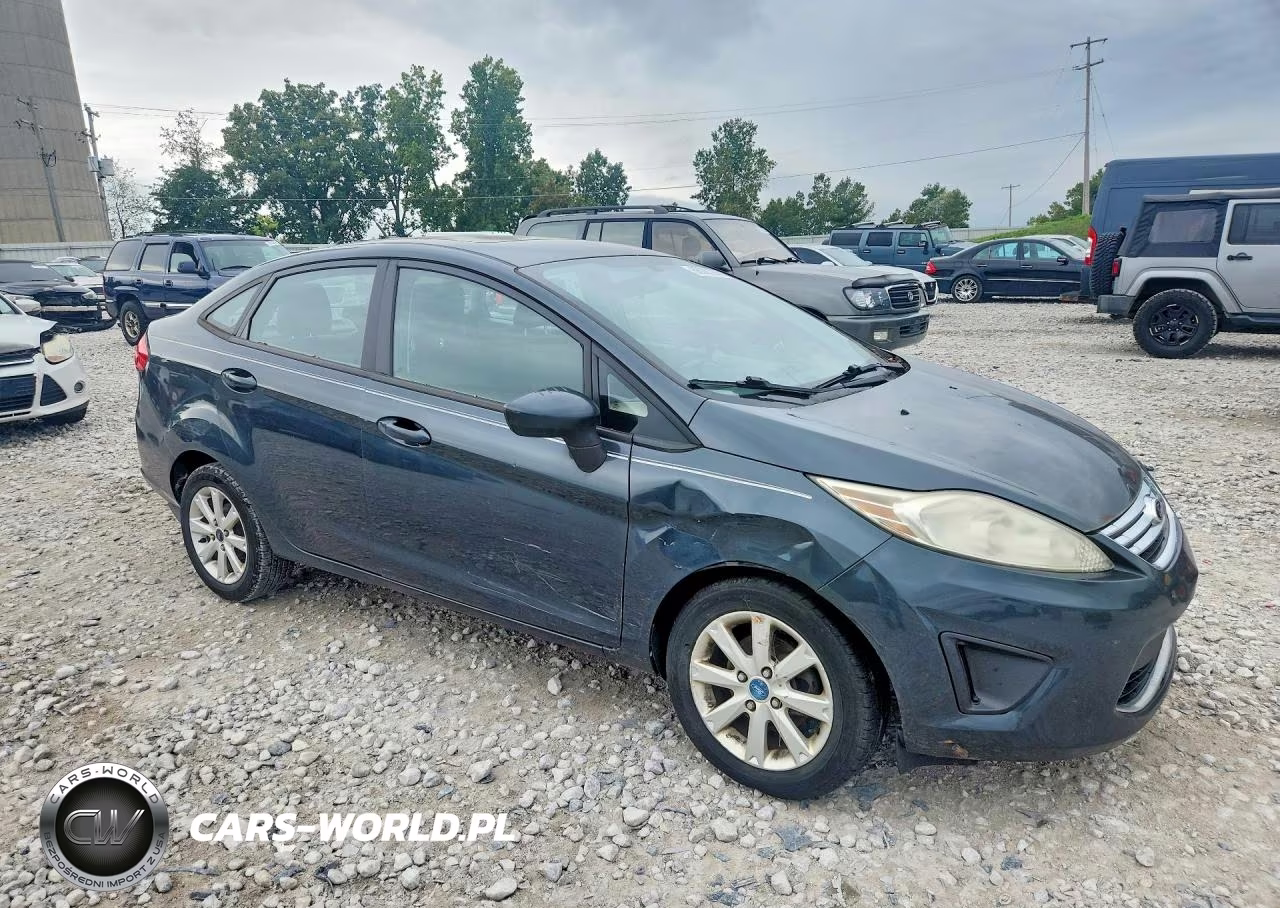 2011 Ford Fiesta Se VIN:3FADP4BJ0BM196246 - 4