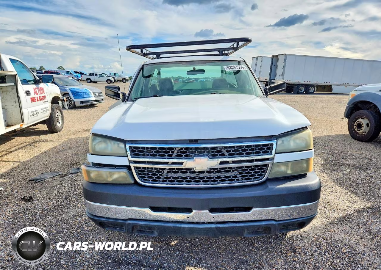 2005 Chevrolet Silverado C2500 Heavy Duty VIN:1GBHC24U05E188794 - 5