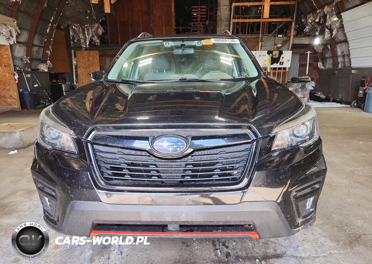 2019 Subaru Forester Sport VIN:JF2SKAKC5KH404062 - 5