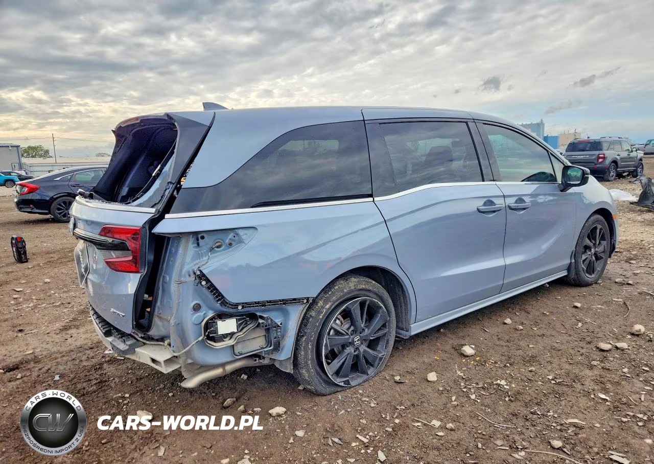 2024 Honda Odyssey Sport VIN:5FNRL6H72RB057544 - 3