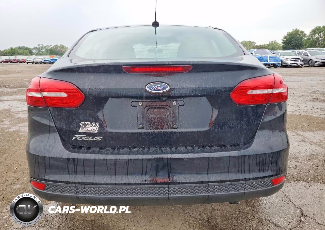 2018 Ford Focus S VIN:1FADP3E20JL309336 - 6