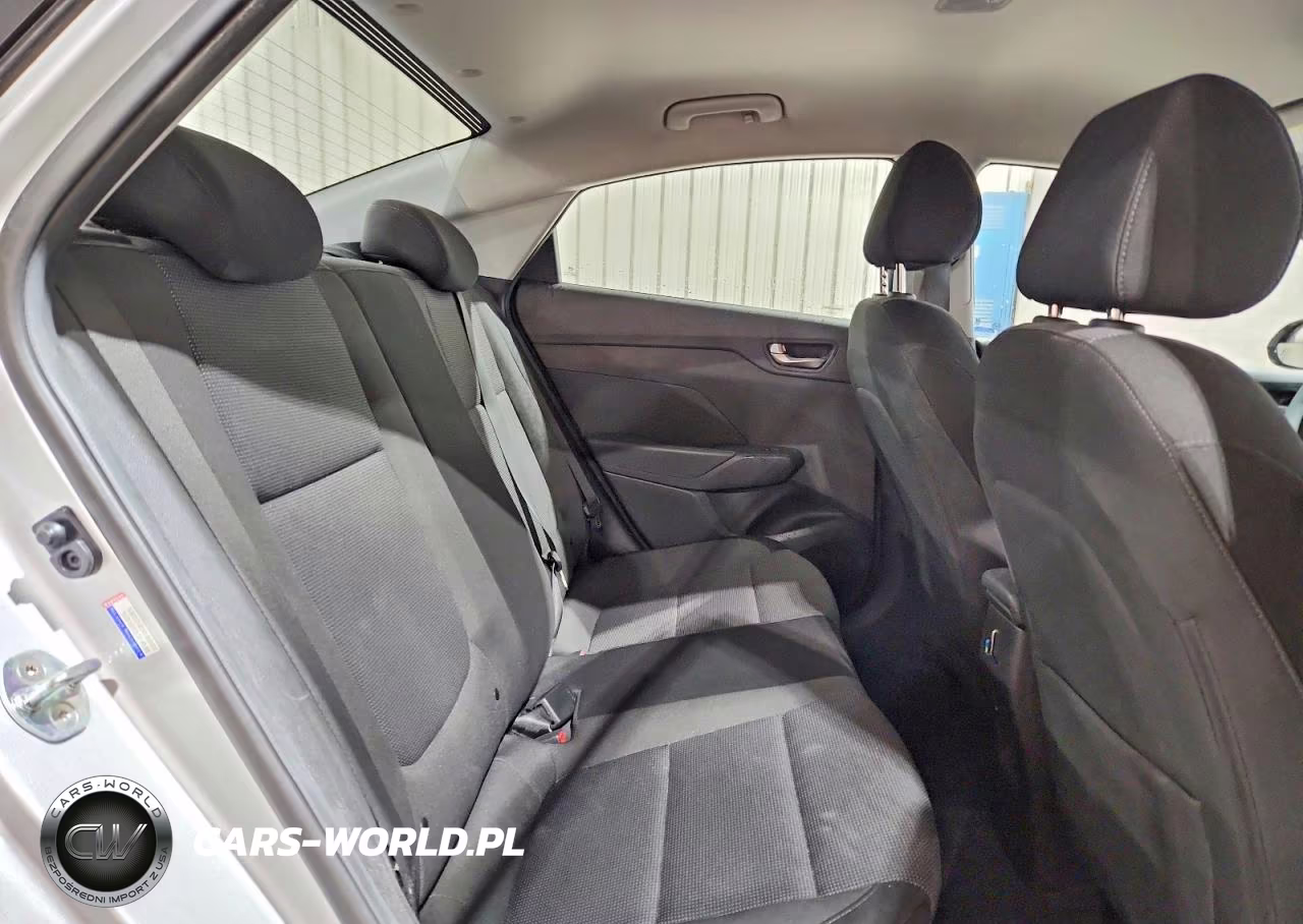 2019 Hyundai Accent Sel VIN:3KPC24A38KE057631 - 10