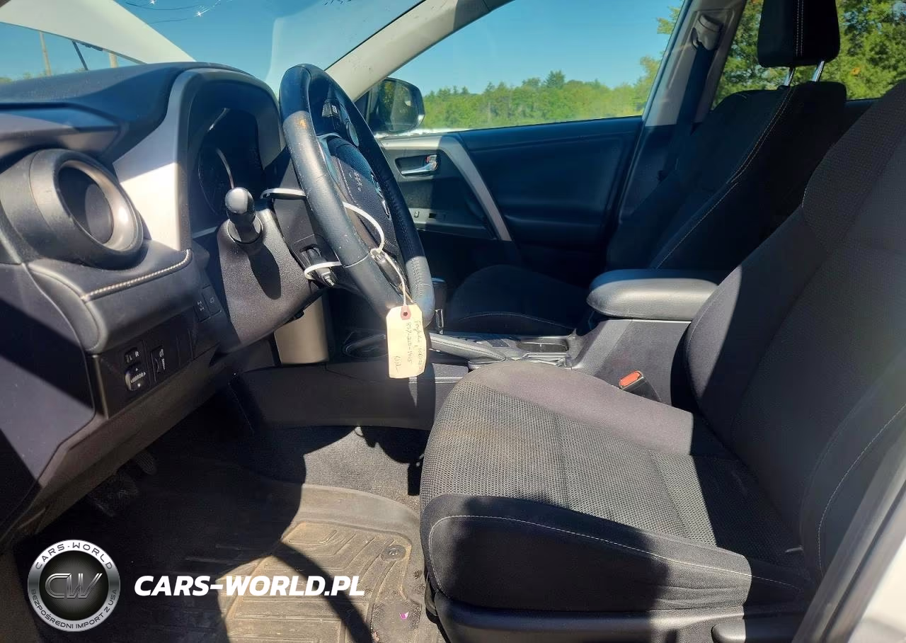 2016 Toyota Rav4 Xle VIN:2T3RFREVXGW515611 - 7