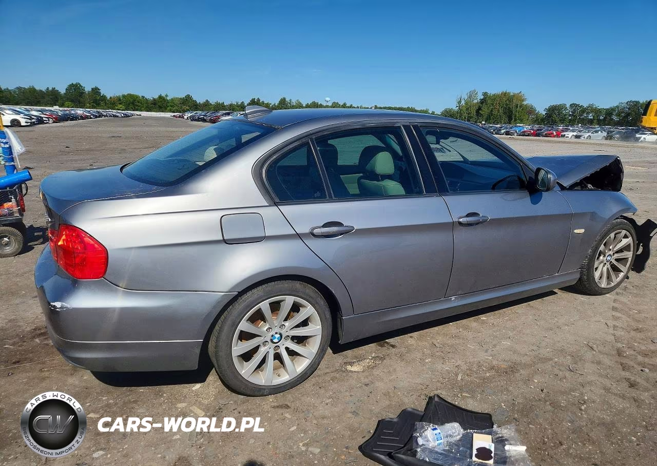 2011 BMW 328 I VIN:WBAPH7G53BNN06457 - 3