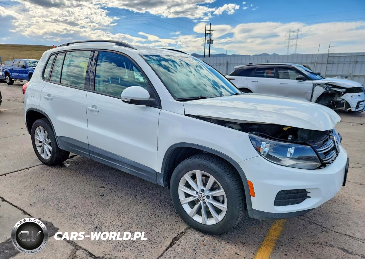 2018 Volkswagen Tiguan Limited VIN:WVGBV7AX5JK002195 - 4