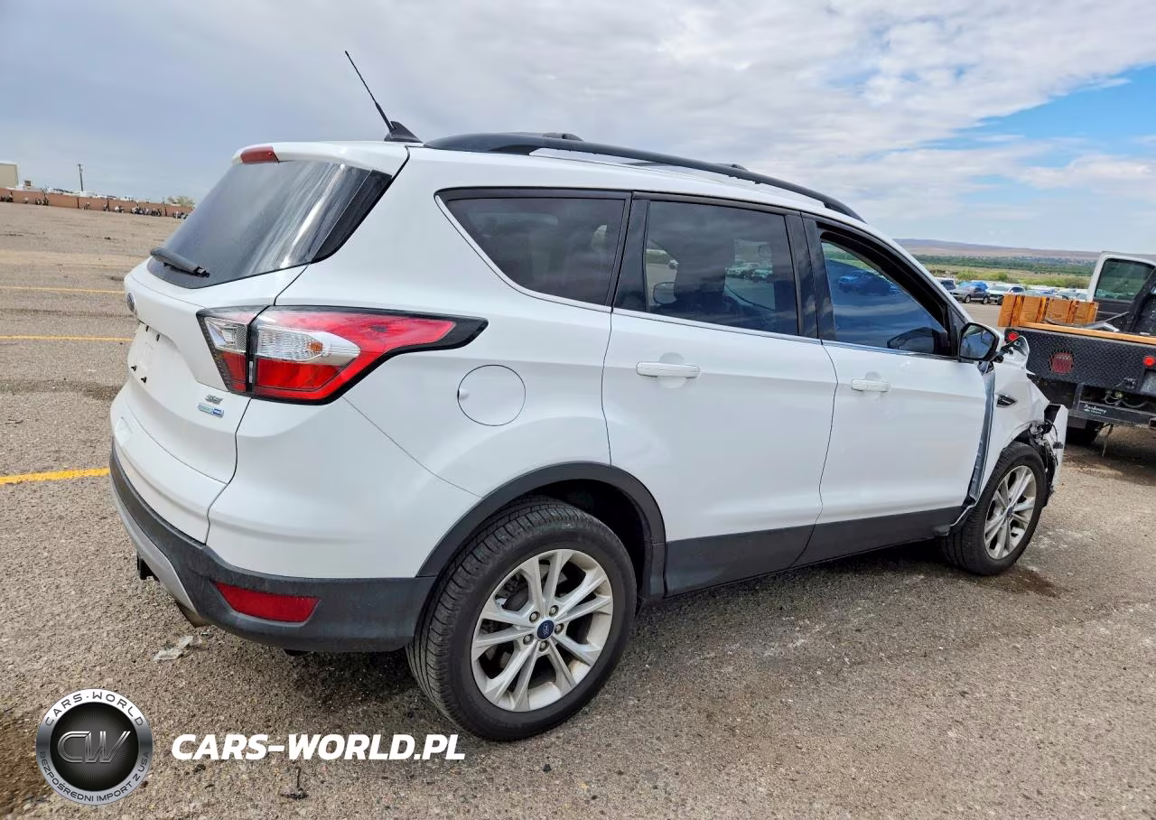 2018 Ford Escape Se VIN:1FMCU9GD1JUC59777 - 3