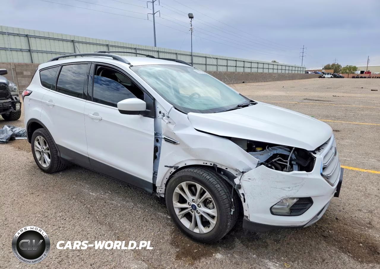 2018 Ford Escape Se VIN:1FMCU9GD1JUC59777 - 4