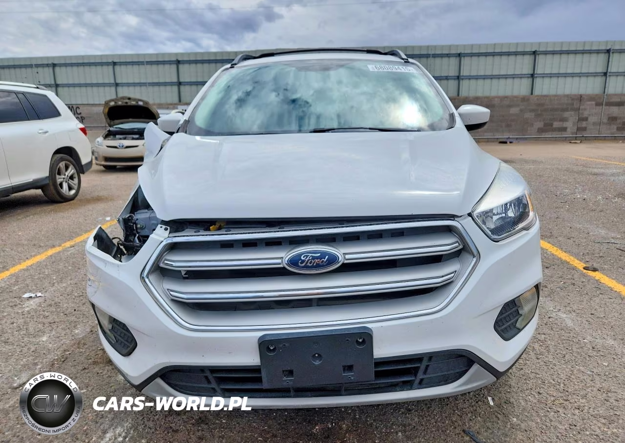 2018 Ford Escape Se VIN:1FMCU9GD1JUC59777 - 5