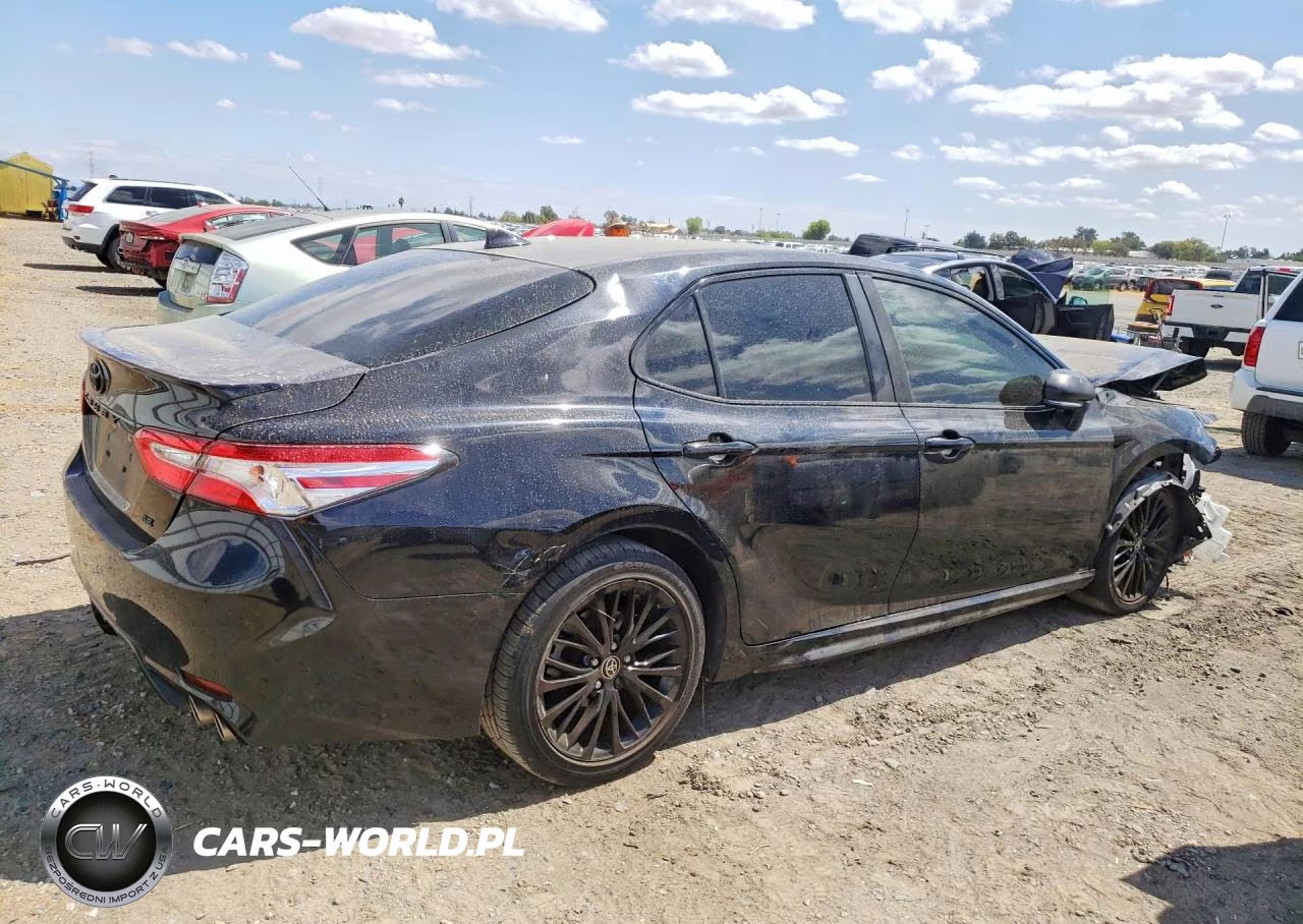 2020 Toyota Camry Se Nightshade VIN:4T1G11AK4LU366912 - 3