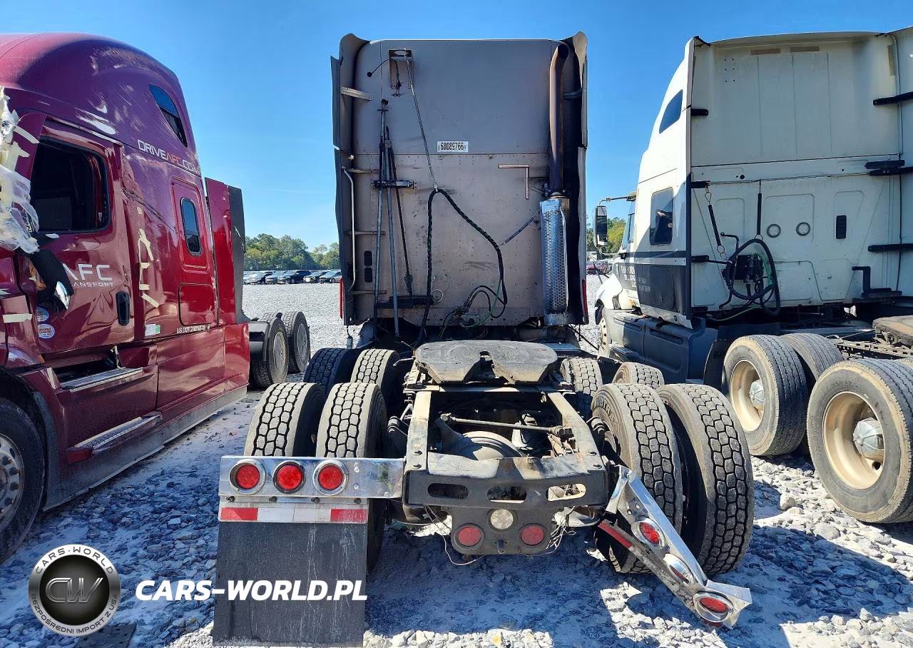 2005 Freightliner Cst120 Semi Truck VIN:1FUJBBCG85LM22681 - 6