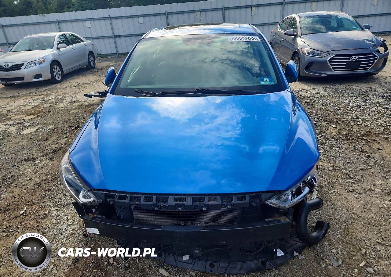 2017 Hyundai Elantra Limited VIN:5NPD84LF4HH002611 - 5