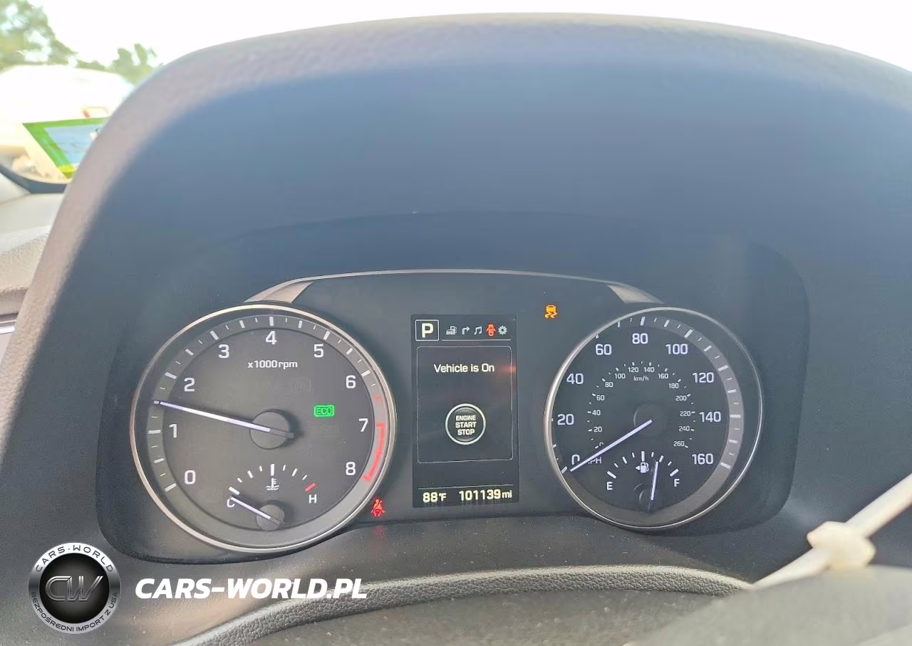 2017 Hyundai Elantra Limited VIN:5NPD84LF4HH002611 - 9