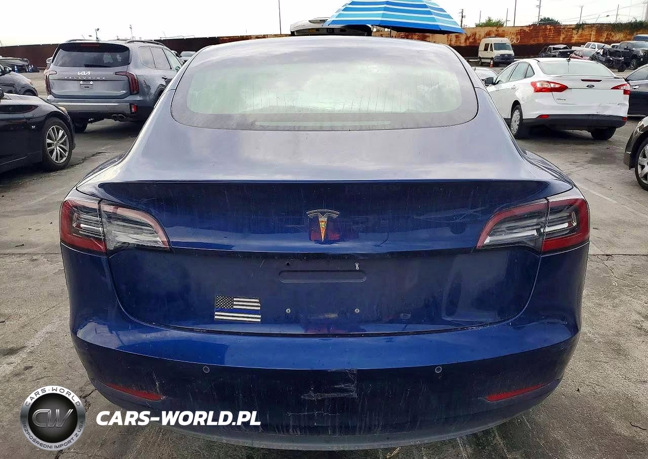 2018 Tesla Model 3 VIN:5YJ3E1EB5JF117560 - 6