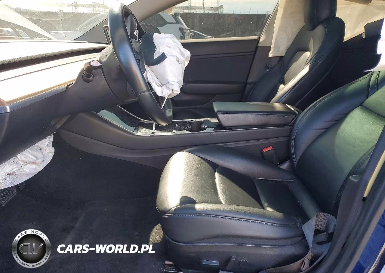 2018 Tesla Model 3 VIN:5YJ3E1EB5JF117560 - 7