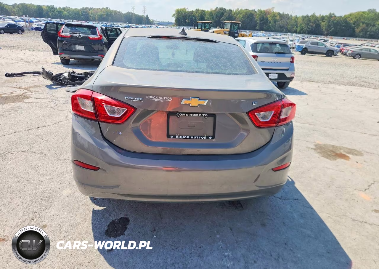 2018 Chevrolet Cruze Lt VIN:1G1BE5SM5J7205063 - 6